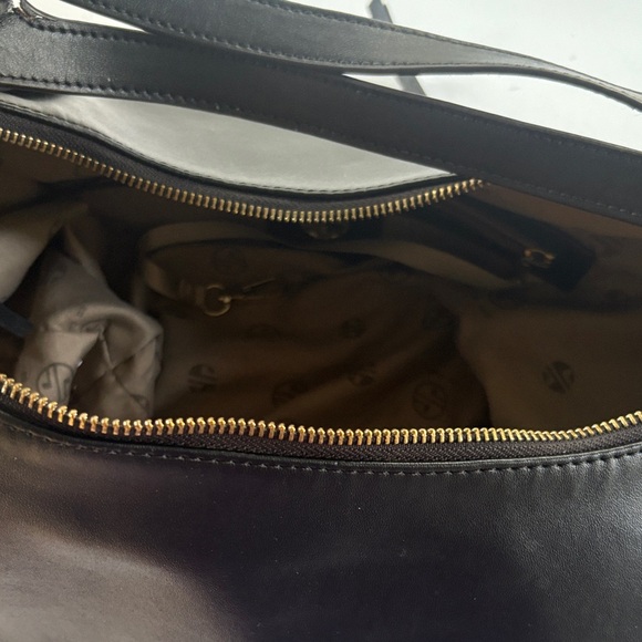 Catherine Malandrino Segolene en cuir Black Leather Hobo Bag with Tassel - Picture 5 of 8